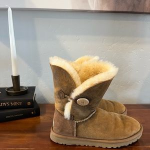 Ugg baily button II boots